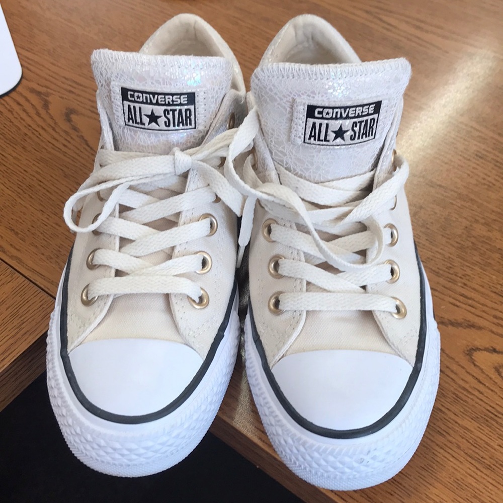 Converse